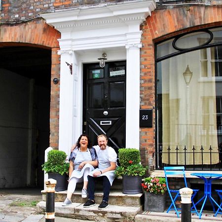 The Laindons Bed & Breakfast Хейстингс Екстериор снимка