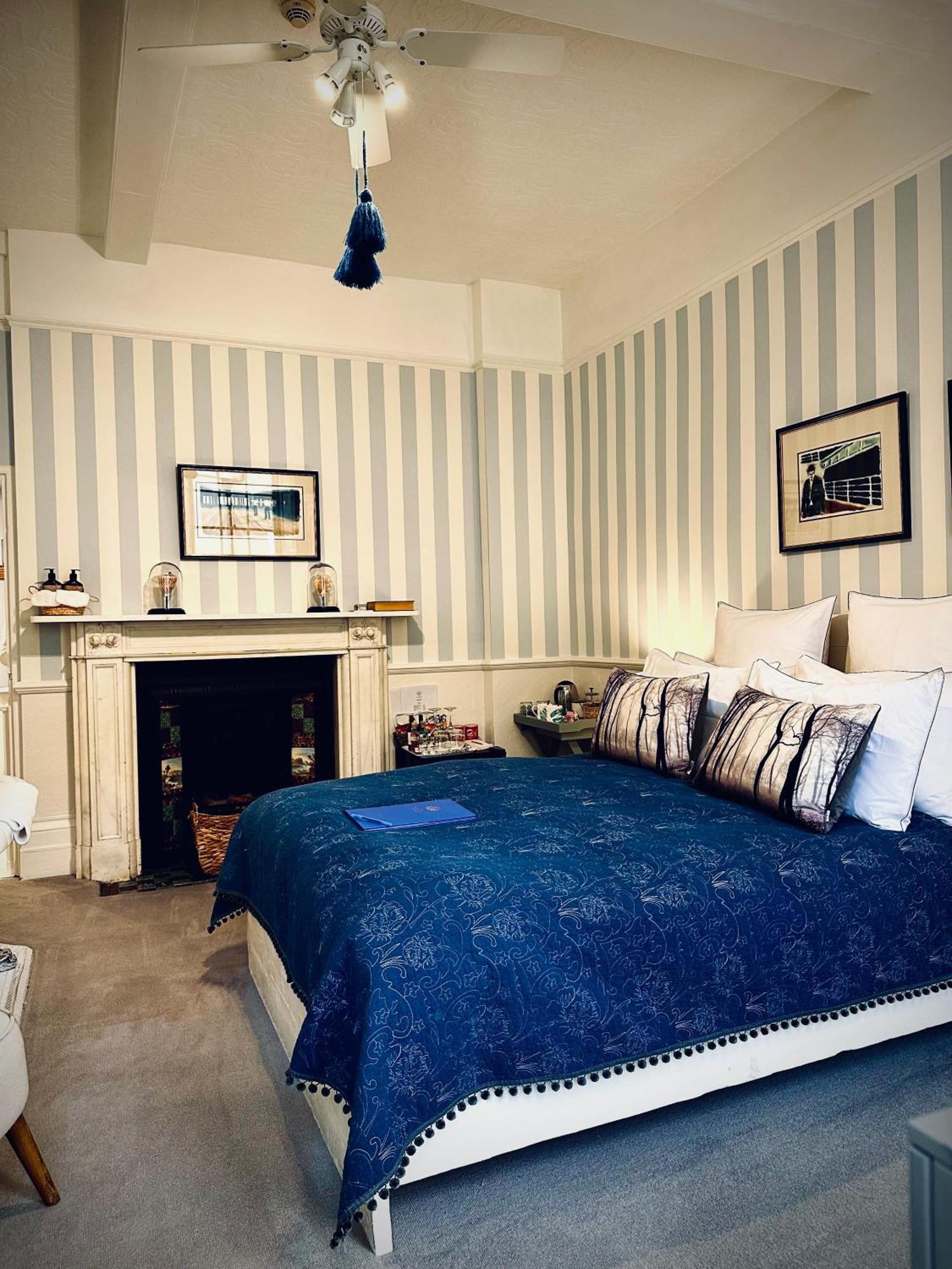 The Laindons Bed & Breakfast Хейстингс Екстериор снимка