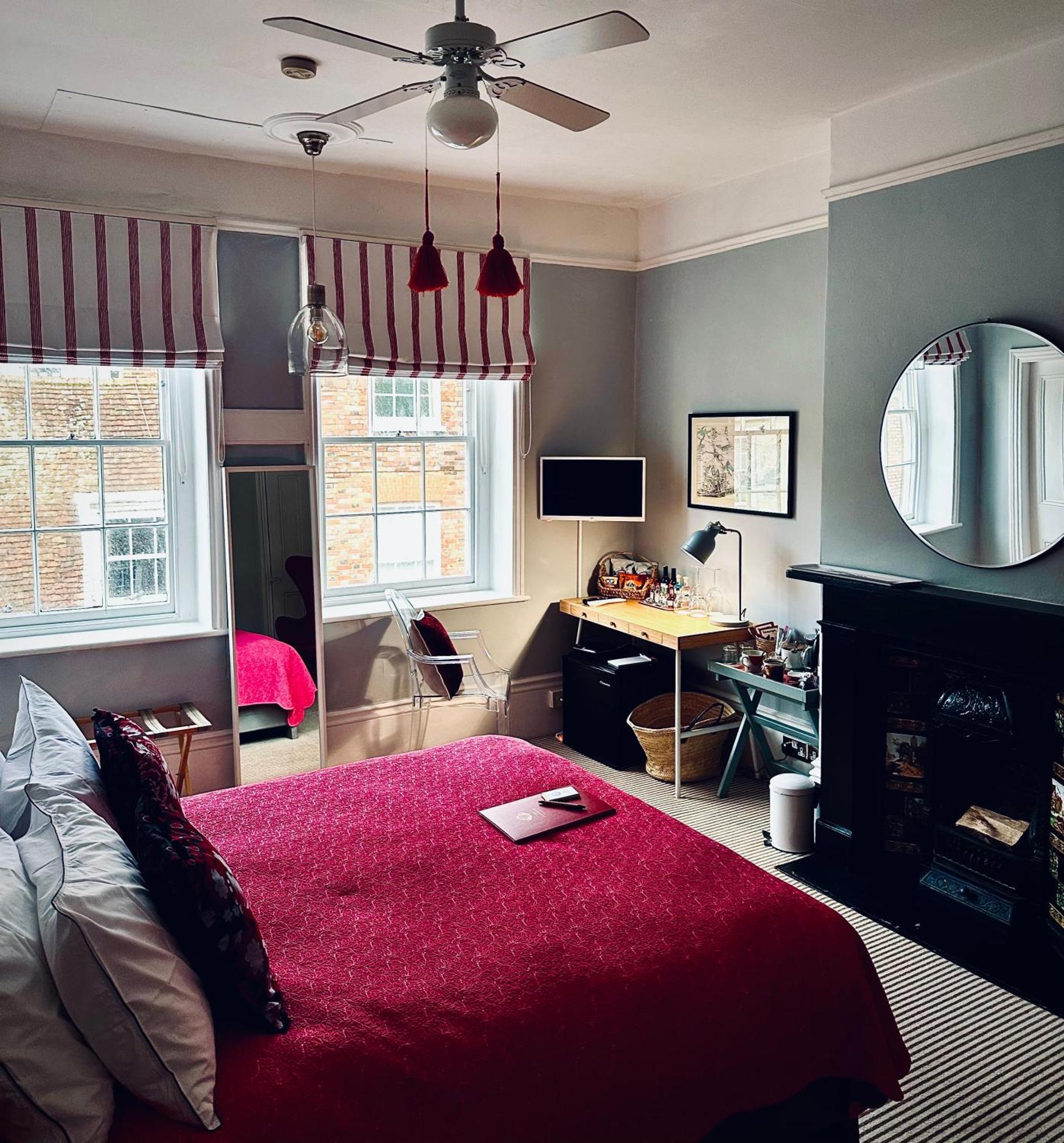 The Laindons Bed & Breakfast Хейстингс Екстериор снимка